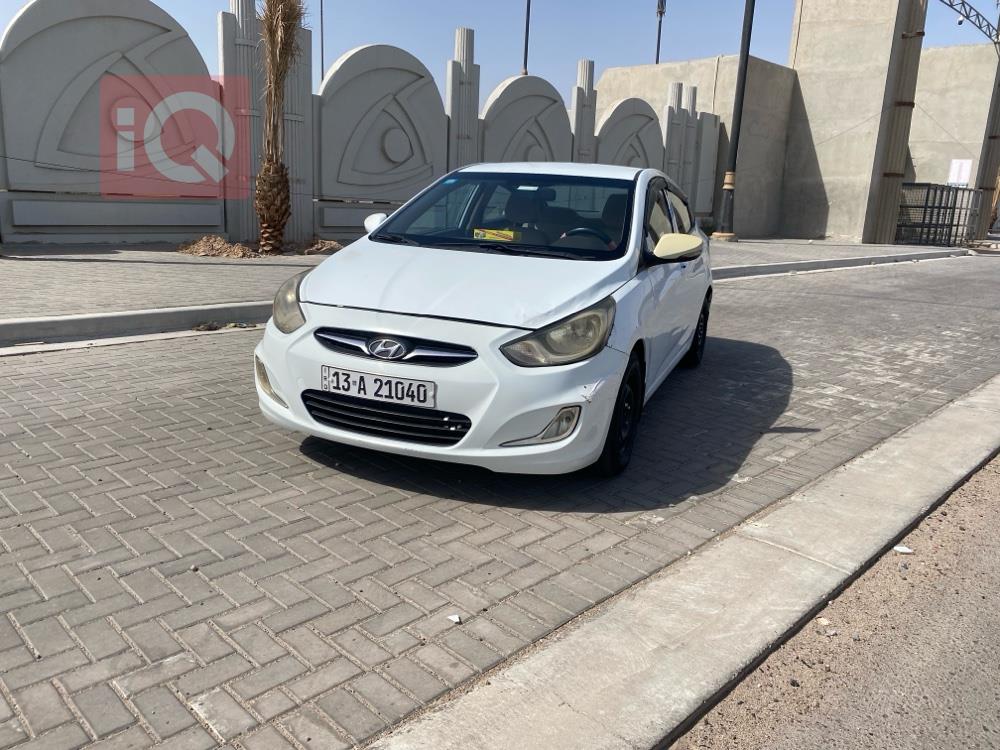 هیوندای ئەکسنت